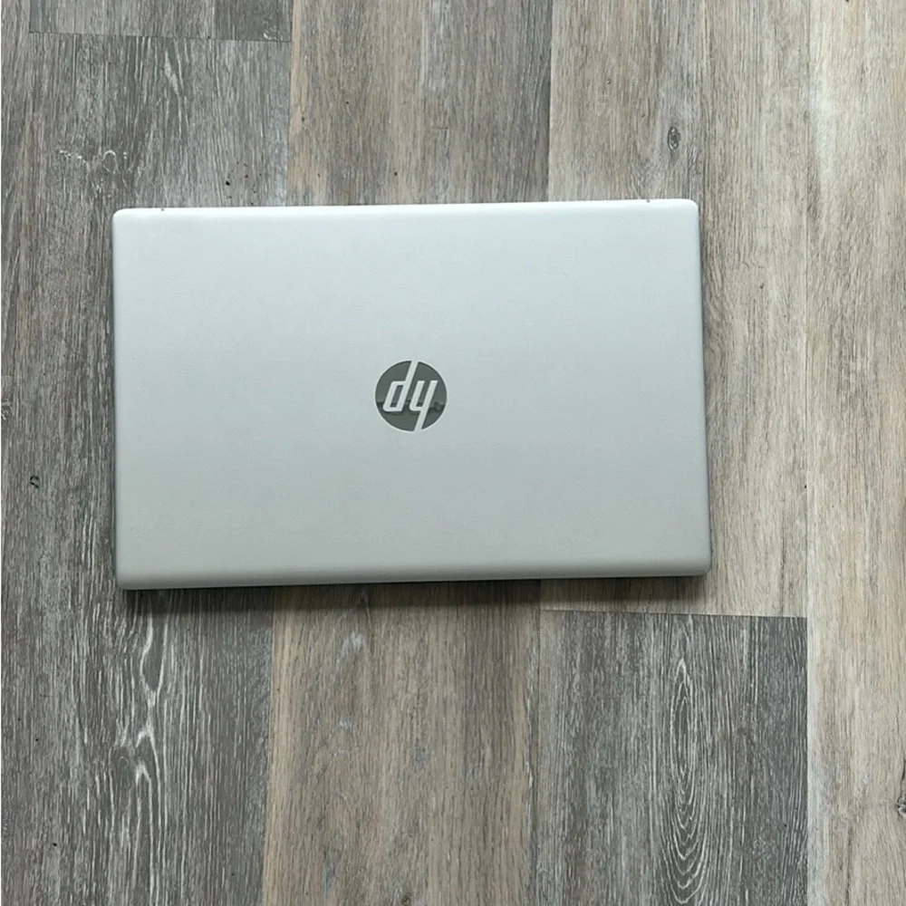 HP Silver Laptop